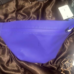 Rains brand new Fanny pack